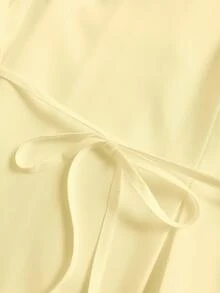 GlowEve CURVE 大码V领荷叶边收腰修身A字短袖白色衬衫，优雅法式风格，适合工作、约会等多种场合，适合多种体型，女士设计上衣 - 黃色 - 查看 3