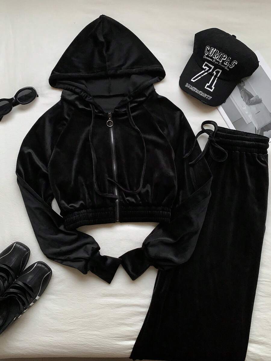 SHEIN EZwear Conjunto de 2 peças Feminino, Moletom Cropped Casual de Cor Sólida e Calça, Outono - Preto - Visão 1
