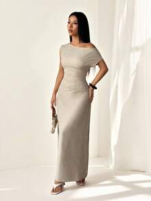 SHEIN PETITE 女士纯色不对称领口短袖褶裥腰部单肩连衣裙，春夏款，通勤装，优雅性感，适合度假和海滩穿着 - 杏色 - 查看 6