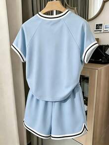 Resyla Bộ áo thun và quần short nữ (cao cấp), họa tiết sọc tương phản tối giản, trang phục thường ngày mùa hè, thiết kế thời trang, đa năng cho sinh hoạt hàng ngày, hoạt động ngoài trời, mua sắm, du lịch. - Màu xanh lam - Xem 2