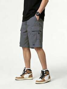 Manfinity Homme Celana Pendek Kargo Pria Musim Panas Kasual Gaya Jalanan dengan Saku Kancing Jepret - Dark Grey - View 7