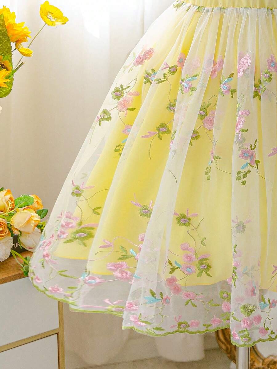 SHEIN Gaun Kamisol Patchwork Jala Bordir Bunga untuk Anak Perempuan Remaja, Cocok untuk Pesta Ulang Tahun, Pernikahan, Liburan - Kuning - View 1