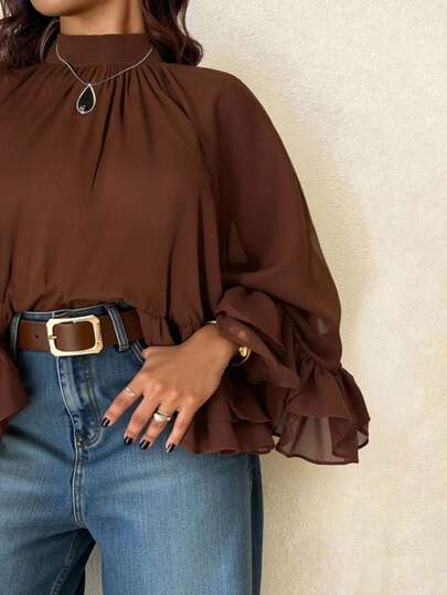 SHEIN CURVE+ Blusa casual suelta de manga larga con volantes en capas, estilo elegante para vacaciones