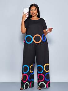 SOLERSUN Plus Size Women's Spring/Summer Fashion Circular Pattern Positioning Print Round Neck Short-Sleeved Loose Casual Blouse Paired With Wide-Leg Pants Two-Pieces Set, St. Patrick's Day, Easter, Music Festival - Black - View 2