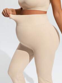 SHEIN Maternity Solid Color Sports Bra And Flare Pants Set,Word Cup - Khaki - View 10