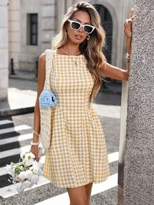 SHEIN PETITE Yellow & White Plaid Sleeveless Cinched Waist A-Line Dress - Yellow - View 4