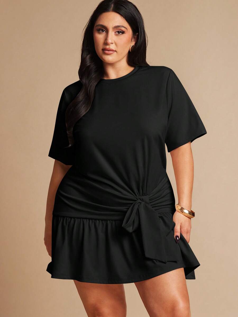 SHEIN BAE Gaun Pendek Lengan Pendek dengan Ikat Pinggang Warna Aprikot untuk Wanita Ukuran Besar - Hitam - View 1