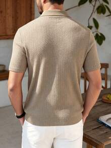 Manfinity Homme 男士紋理半拉鍊 Polo 衫，修身短袖休閒上衣，適用工作與休閒，卡其色，夏季，休閒，度假，正式 - 卡其色 - 查看 2