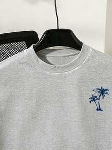 SHEIN Streecool Kids 2 pièces/Set Tenue décontractée confortable et polyvalente pour jeune garçon, t-shirt à manches courtes doux et short, ensemble de sport, style vacances avec imprimé dégradé de palmiers, idéal pour le printemps/été, vêtements décontractés à la mode, rentrée scolaire, pique-nique en plein air, photographie de rue, campus, festivals, cadeaux - Multicolore - Voir 4