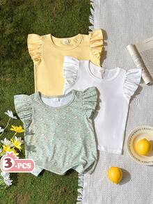 Vintaside Kids 女童春夏多色短袖圆领T恤三件套。包含三种配色：清新豆绿色花卉图案、柔和奶油黄色和纯白色。风格百搭、甜美、简约休闲。采用针织面料，宽松版型。多种颜色选择，打造不同风格。适合休闲穿着、轻度运动、参加生日派对或校园活动。 - 彩色 - 查看 3