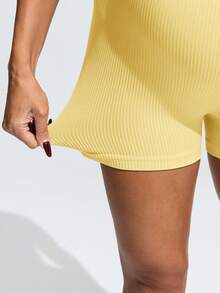 SHEIN Maternity Sports Bra And Shorts Set - Yellow - View 7