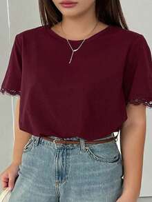 Dazy Plus Kaos Hitam Ukuran Besar Model Longgar Leher Bulat dengan Lengan Berhiaskan Renda untuk Musim Panas - Burgundy - View 7