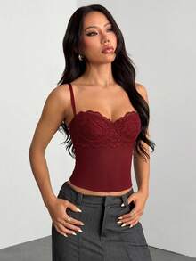 SHEIN PETITE 優雅酒紅色夏季女款上衣，時尚蕾絲飾邊修身細肩帶背心，適合約會之夜、夜店、派對、晚宴及日常穿著，適合嬌小女性 - 酒紅色 - 查看 5