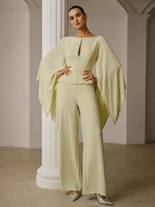 PREMIUM Bộ jumpsuit xẻ tay, khoét eo - màu xanh lá - Xem 7