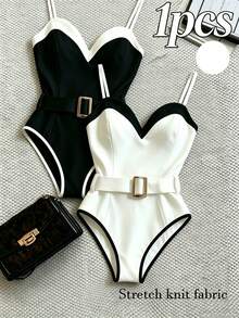 1 pieza Body de mujer con escote en forma de corazón, incluye cinturón de cintura de metal, minimalista y versátil, body blanco de una sola pieza, adecuado para un estilo intelectua - Blanco y Negro - Ver 2