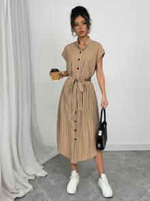 Vestido camisero corto de rayas azules con bolsillos, lazo y aberturas, de estilo tranquilo y elegante, apropiado para conciertos de graduación, negocios casuales, estilo old money, vacaciones y tiempo libre en primavera y verano de 2025 - Caqui - Ver 5