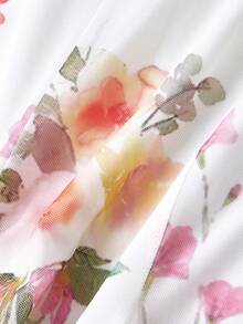 SHEIN MOD Đầm hoa cỡ lớn dành cho nữ, đầm đi nghỉ mát/hẹn hò kiểu lãng mạn, đầm hoa mùa hè, đầm kiểu cô hầu gái, đầm maxi hai dây màu trắng hoa cỡ lớn độc đáo, phù hợp cho mùa hè thường ngày hoặc tiệc ngoài trời. Chân váy ngắn in hoa mùa hè. - Nhiều màu - Xem 5