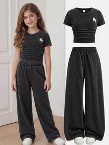 Girlism Conjunto de 2 piezas para niñas preadolescentes, camiseta de manga corta ajustada con bordado de letras emparejada con pantalones de punto de pierna ancha suelta - Negro - Ver 3
