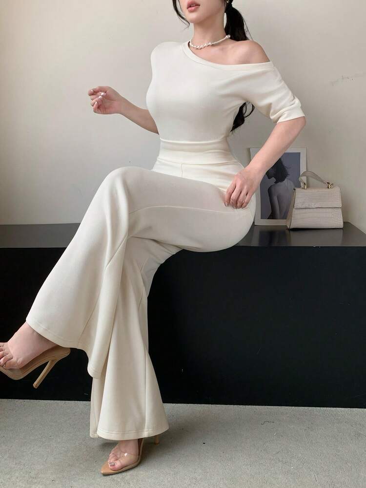 Spring & Summer Fashion White Asymmetrical Shoulder Crop Top Short Sleeve T-Shirt + Straight Leg Casual Wide Leg Pants 2-Piece Set, Business Casual, Vacation, Elegant, Commute