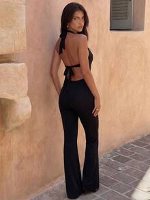 Bonvoyette Bộ jumpsuit nữ màu trơn, họa tiết hoa 3D khoét rỗng, kiểu cổ yếm gợi cảm. - màu đen - Xem 2