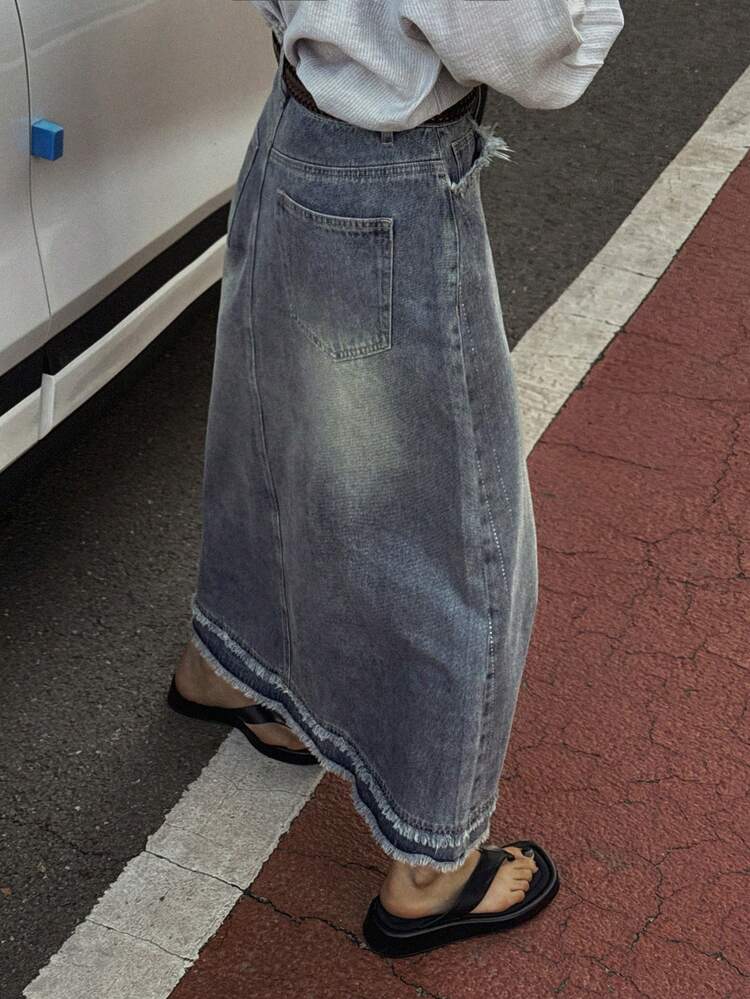 Women's Pocketed Frayed Hem Casual Long Denim Skirt