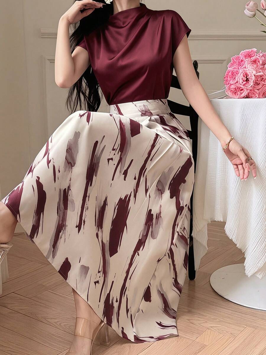 DAZY 女士优雅纯色垂褶领上衣搭配撞色印花A字裙两件套,夏季 - 酒紅色 - 查看 1