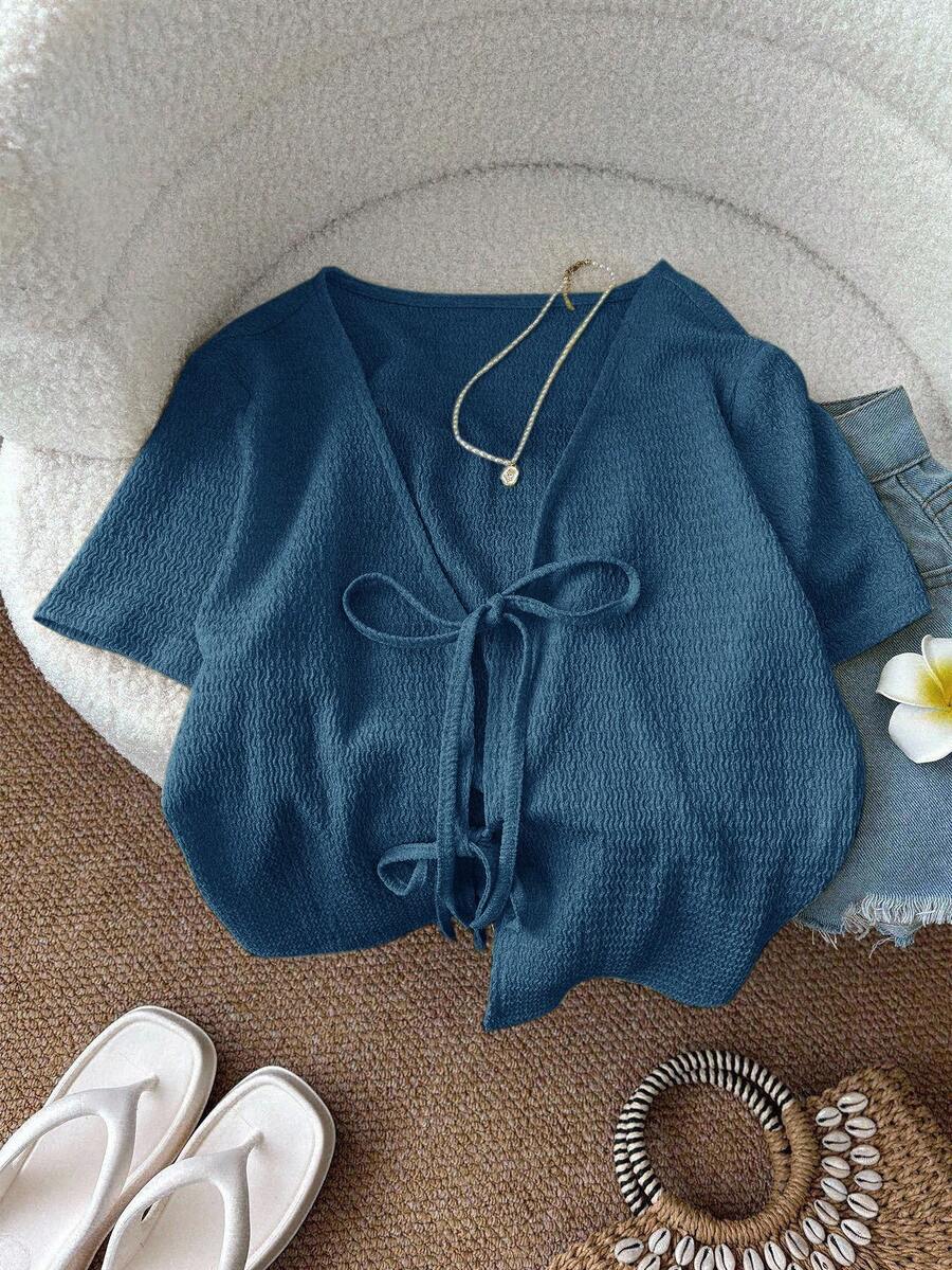 SHEIN LUNE 女士纯色V领系带短袖纹理面料夏季上衣商务休闲女式针织罩衫最新款女式上衣新款女式衬衫新款优雅针织衫 - 水鴨藍 - 查看 1