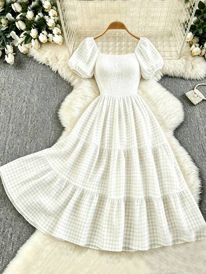 Elenzga 大码女士露肩花瓣袖蛋糕裙，法式清新活力约会甜美露肩度假连衣裙