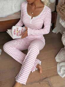 SHEIN Conjunto de pijama de manga larga con estampado de rayas, cuello cuadrado y ribete de encaje - Rosa - Ver 7