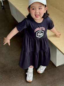 DAZY 女嬰圓領休閒短袖荷葉邊飾英文字印花短洋裝 夏季幼兒 - 藍色 - 查看 5