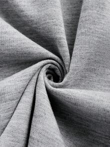 Manfinity EMRG 男士纯色针织口袋直筒弹力腰休闲短裤 - 灰色 - 查看 4