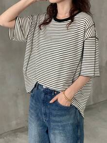 FRIFUL 女款休閒寬鬆對比色條紋圓領落肩上衣，百搭海灘穿搭夏季圖案T恤校園風 - 黑色 - 查看 4