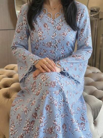 Yasmyna New Wavy Hem V-Neck Loose Elegant Ditsy Floral Casual Dress/Tunic