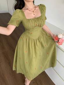 Dazy-Less Women's Elegant Floral Embroidered Waist Petal Sleeve Mid-Length Dress, Summer - Green - View 4