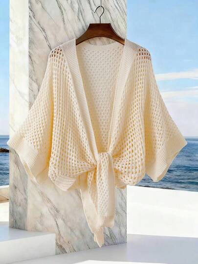 GlowEve CURVE Áo khoác cardigan dệt kim dáng rộng đa năng mùa xuân/hè, cổ chữ V sâu kết hợp tay áo cánh dơi tôn dáng, thắt eo tạo hiệu ứng thon gọn, dễ phối với áo hai dây, váy, phù hợp cho đi làm, hẹn hò, tiệc trà chiều, nhẹ nhàng nhưng vẫn thanh lịch.