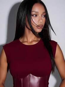 Normani Women's Fashionable Waist-Cinching Zip-Up Sleeveless Top - Burgundy - View 3