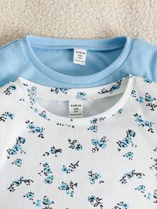 SHEIN 2pcs/Set Tween Girls Cute Vacation Outfit,White And Blue Floral,Summer Ditsy Floral Side Ruched Bow Fitted Short Sleeve T-Shirt Dress & Ribbed Knit - Blue - View 4