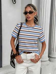 SHEIN Frenchy Áo thun nữ dáng rộng, cổ tròn, tối giản, họa tiết sọc tương phản màu sắc retro, phù hợp cho các buổi đi chơi, phong cách đường phố, trang phục sân bay, thanh lịch, đi làm, phong cách bohemian, dự tiệc cưới, mặc ở nhà. - Nhiều màu - Xem 3