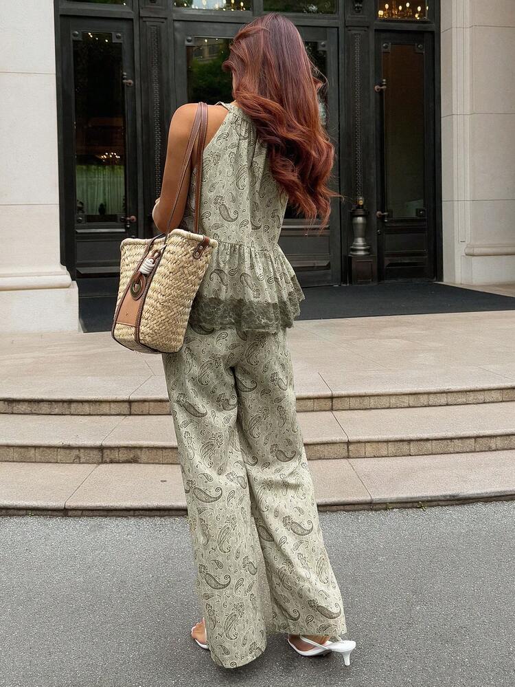 Women's Casual Cashew Print Pleated Halter Top And Pants 2 Pieces Set