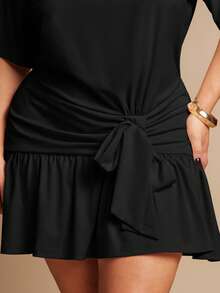 SHEIN BAE Gaun Pendek Lengan Pendek dengan Ikat Pinggang Warna Aprikot untuk Wanita Ukuran Besar - Hitam - View 6