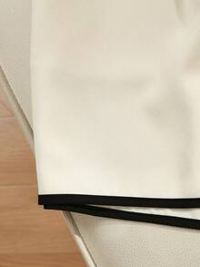 GlowEve CURVE Women's French Elegant Casual Vacation Shorts, Woven Black And White Contrast Fabric, Elastic Waistband With Zipper Adjustment, With Pockets, Loose Wide-Leg Style, Suitable For Work Commute, Home Leisure, Versatile Bottom Wear, Elegant Ladies Shorts, Summer Ladies Shorts, Summer Outfit, Beach Outfit, Beach Shorts, Outdoor Shorts, Ladies Vacation Outfit, Vacation Shorts, Ladies Casual Shorts - Apricot - View 6