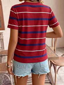 SHEIN Frenchy Áo thun nữ tay ngắn cổ tròn dáng rộng, kẻ sọc bất đối xứng, thích hợp cho mùa xuân/hè, kiểu dáng đa năng, năng động. - Nhiều màu - Xem 6