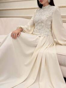 Modelyn Đầm midi cỡ lớn thanh lịch đính sequin thêu họa tiết, thắt eo - Màu be - Xem 9