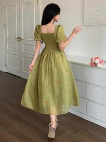 Dazy-Less Women's Elegant Floral Embroidered Waist Petal Sleeve Mid-Length Dress, Summer - Green - View 5