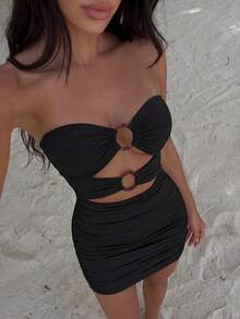 Vestido corto de tubo con detalle de anillo en O, frente recortado y drapeado para mujer, atuendo para fiesta - Negro - Ver 6
