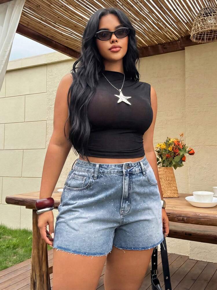 Dazy Plus Summer Frayed Rhinestone Casual Denim Shorts, Sexy & Versatile, Plus Size