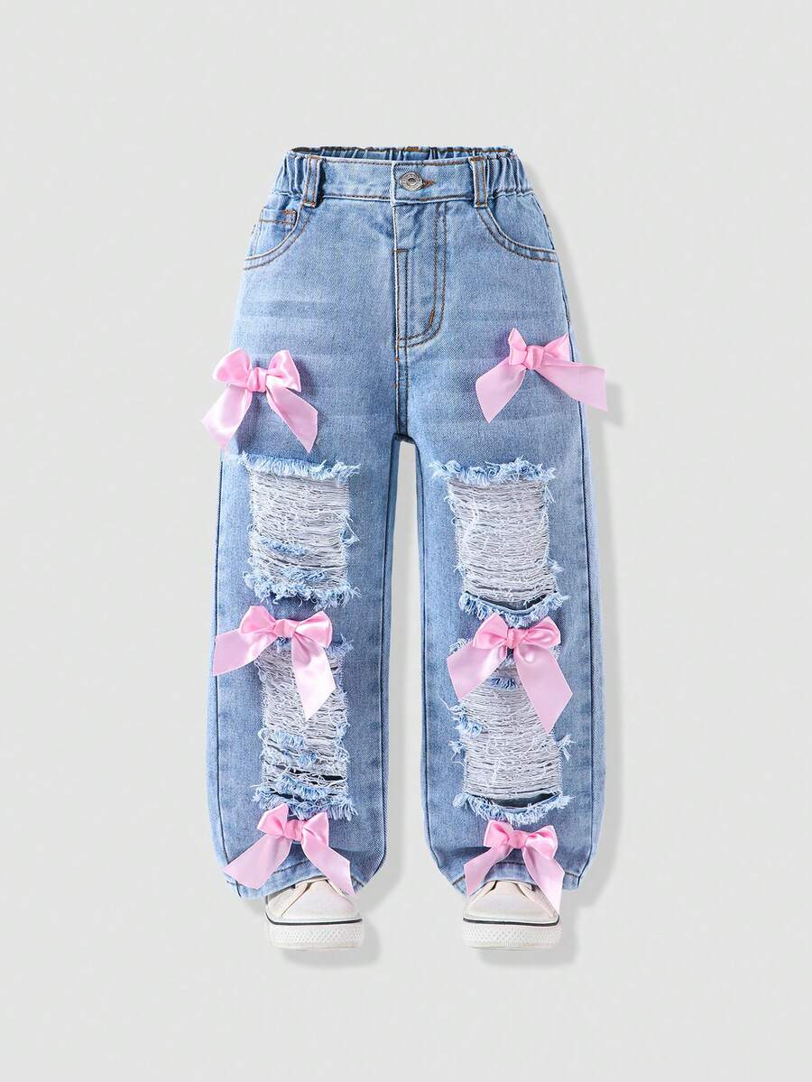 Genkimix Kids Quần dài denim One Piece cho bé gái, màu xanh nhạt, chất liệu denim mài, rách nhẹ và đính nơ, kiểu dáng mới mùa xuân hè 2026. Quần denim ống đứng rộng rãi, kiểu dáng ngọt ngào, cá tính, đa năng, sành điệu cho mùa hè. - Rửa nhẹ - Xem 1
