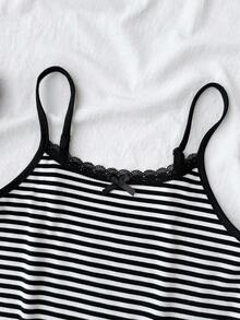 SHEIN 少女蕾丝边针织条纹吊带背心和超短裤套装，休闲家居/清新少女/美式风格，春夏款 - 黑與白 - 查看 3