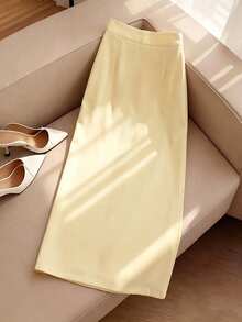 GlowEve Women's Elegant Solid Color Pleated Split Hem Skirt, Summer - Yellow - View 2