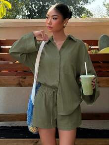 Muchica Conjunto de Camisa Trançada Branca e Shorts Casuais de Verão para Mulheres - Verde Militar - Visão 4